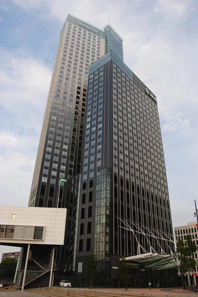 Maastoren w Rotterdamie jest najwyższy budynek w Holandii. — Zdjęcie stockowe