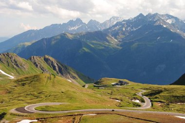 Avusturya'da Grossglockner yol üzerinde göster.