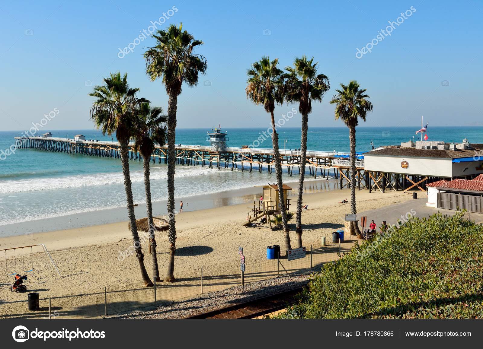 View of San Clemente pier and T-Street beach in San Clemente, Ca ...