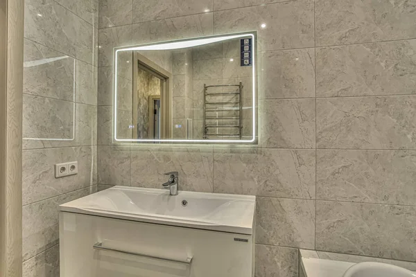 Interior Bathroom Bathroom Small Size Harmonious Expensive Design Expensive Plumbing — Stock Photo, Image