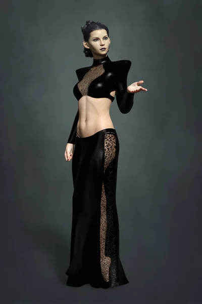 Full length render of an attractive alien or fantasy woman — Stock Photo, Image