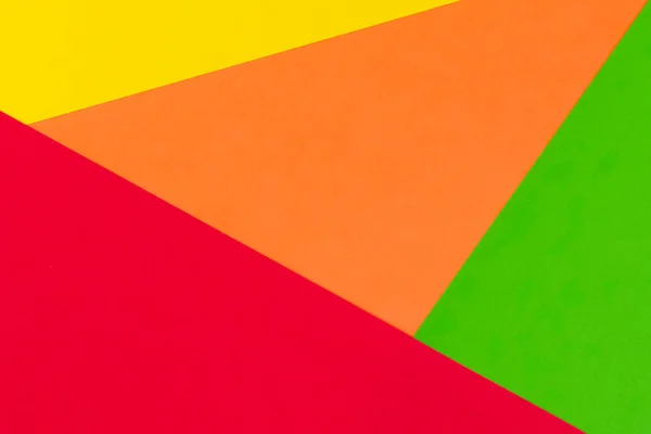 黄色、 红色、 绿色和橙色的颜色纸张背景 — 图库照片