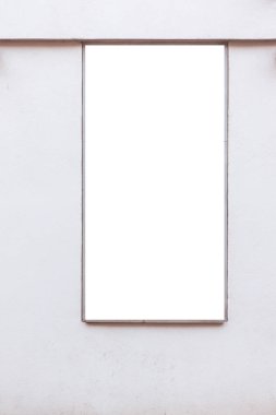 Mağaza boş vitrin penceresinin bir şehirde alay et