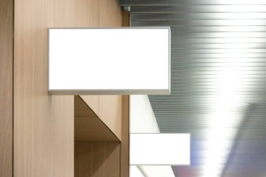 Kadar alay et. Mağaza, alışveriş alışveriş merkezinde iki panolar. Dikdörtgen şeklinde