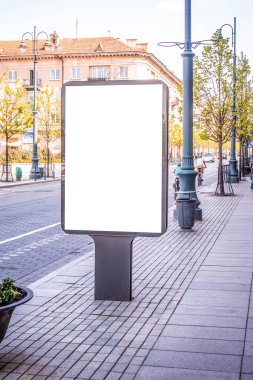 Kadar alay et. Boş lightbox, reklam, Reklam Panosuna, şehrin sokak tahtada genel bilgi