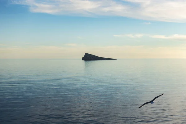Benidorm ön, Isla de Benidorm i Medelhavet, Benidorm, Alicante, Spanien — Stockfoto