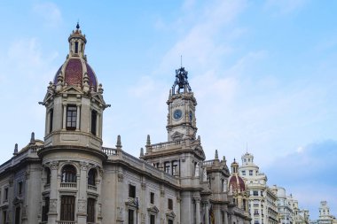 İspanya 'nın Valencia kentindeki güzel tarihi mimari binalar.