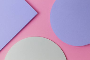 Soyut renkli kağıt dokusu arkaplanı. Pastel pembe, açık mavi ve yeşil renkte minimal geometrik şekiller ve çizgiler
