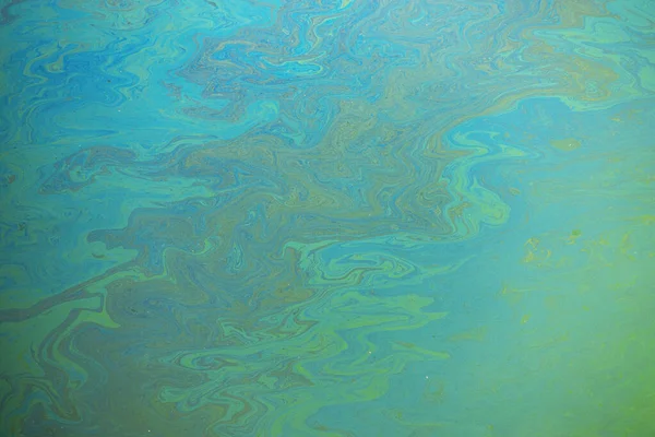 Industria pulida petróleo combustible derramamiento contaminación del agua — Foto de Stock