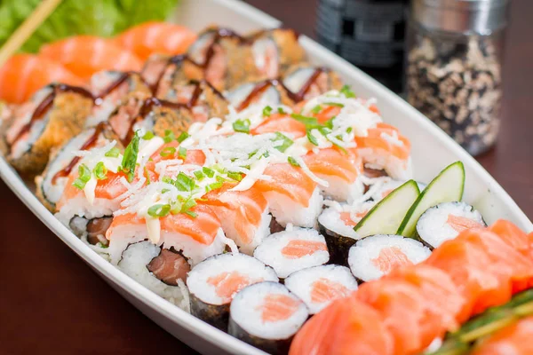Japon yemekleri kapat