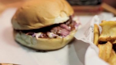 Domuz kaburga hamburguer