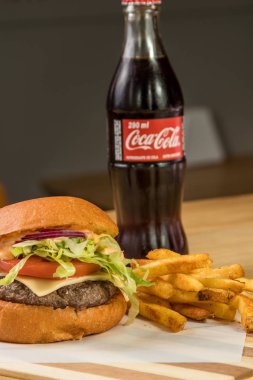 Burger aperatif holding