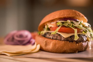 Burger aperatif holding