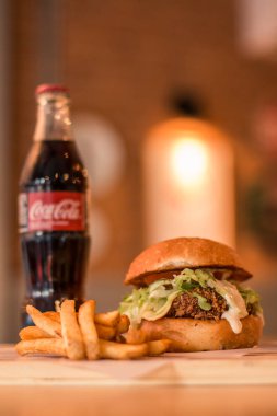 hamburguer esnaf tablo ahşap