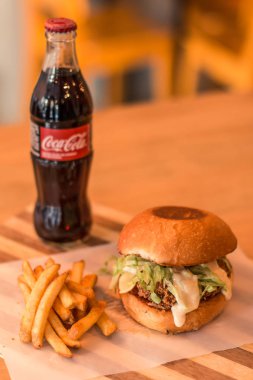 hamburguer esnaf tablo ahşap