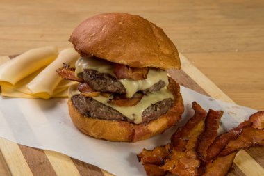 hamburguer esnaf tablo ahşap