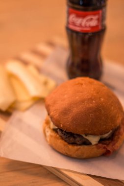 hamburguer esnaf tablo ahşap