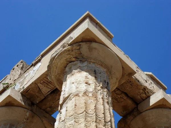 Castelvetrano Trapani Sicília Itália Julho 2010 Detalhe Das Capitais Templo — Fotografia de Stock