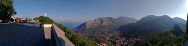 Maratea, Potenza, Basilicata, İtalya - 4 Haziran 2017: Monte San Biagio panoramik fotoğraf.