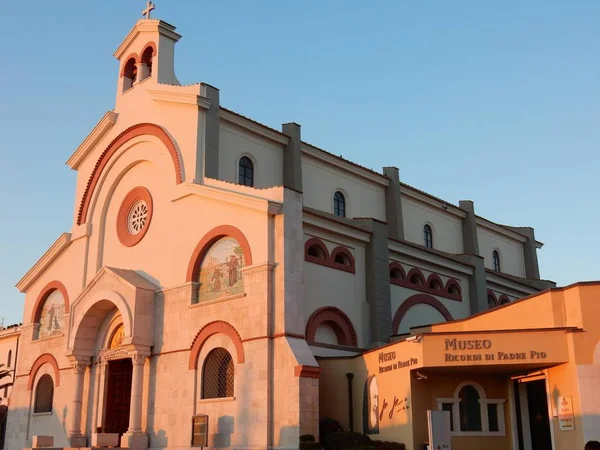 Pietrelcina Benevento Campania Italien Dezember 2015 Die Kirche Der Heiligen — Stockfoto