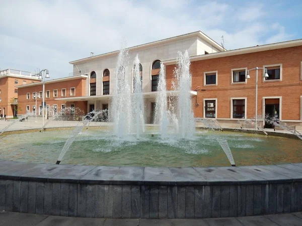 Benevento Campania Italy April 2016 New Fountain Front Central Station — Stock Photo, Image