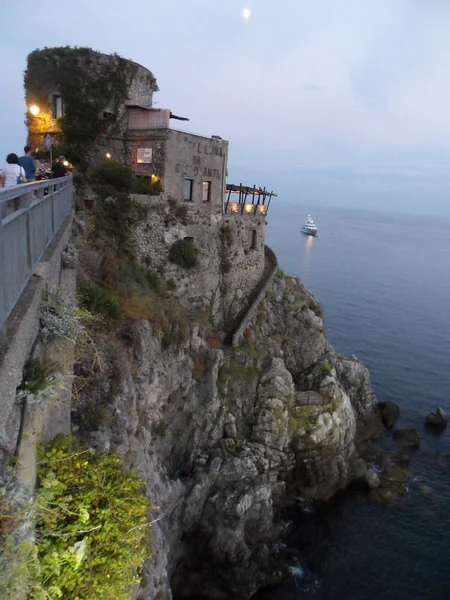 Amalfi Salerne Campanie Italie Septembre 2014 Tour Sarrasine Utilisée Comme — Photo