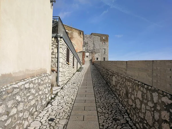 Montesarchio 入口舷梯到桑尼奥的国家考古学博物馆 Caudino — 图库照片