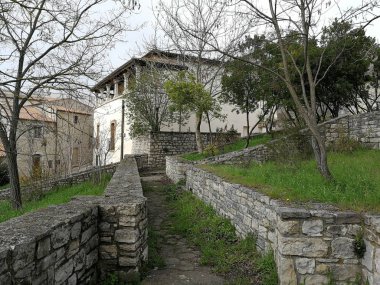 Pietrelcina - Archeoclub merkezden komşu Bahçe evler Palazzo Bozzi kısa bir bakış