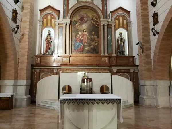 Pietrelcina Altaar Van Kerk Van Heilige Familie — Stockfoto