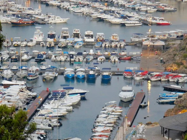 Santa Maria Leuca Lecce プーリア州 イタリア 2019年8月27日 港のパノラマビュー — ストック写真