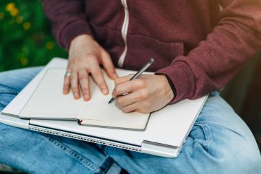 Adam dışında not yazma