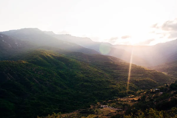 Brillante Sole Sulle Montagne Crimea — Foto Stock