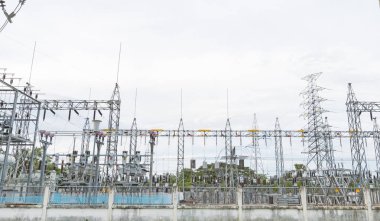 otomatik Transformatör, destekleyen ve donanımları