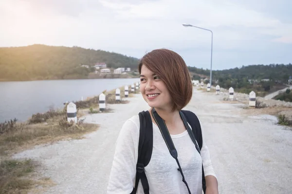 Sorridente donne asiatiche — Foto Stock