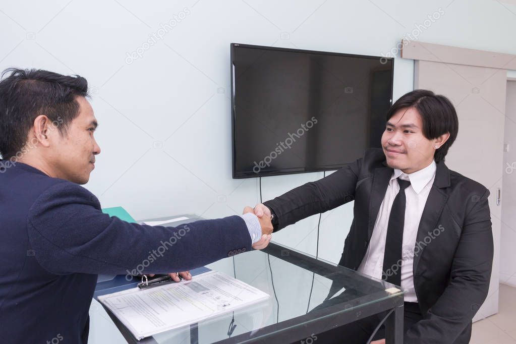 businessman shaking hands