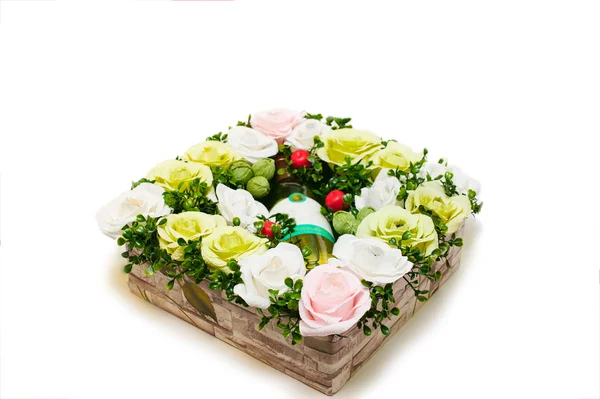 Bouquet of paper flowers with chocolates inside — Stock Photo, Image