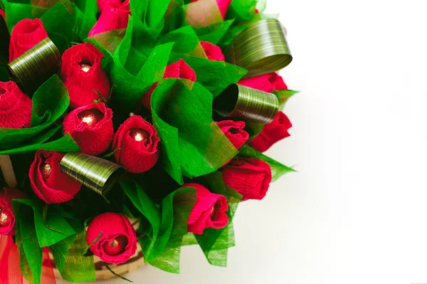 Bouquet of paper flowers with chocolates inside — Stockfoto