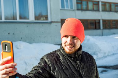 adam kendini fotoğraf çekimi. 