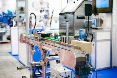 makineler ve mekanizmalar üretim laboratuarları