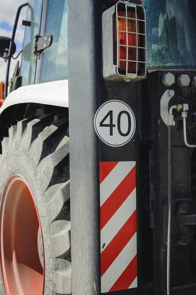 Engins Construction Routière Éléments Extérieurs Tracteur Panneaux Avertissement — Photo