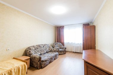 Rusya, Moskova... 11 Haziran 2019: iç oda dairesi. Yurtta standart onarım dekorasyonu