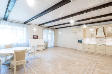 Rusya, Moskova... 12 Haziran 2019: iç oda dairesi. Yurtta standart onarım dekorasyonu