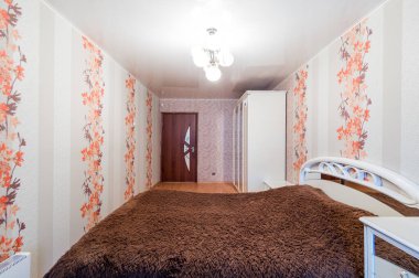 Rusya, Moskova... 06 Temmuz 2019: iç oda dairesi. Yurtta standart onarım dekorasyonu