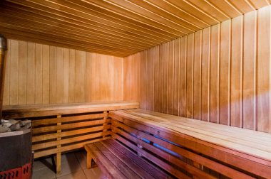 Rusya, Moskova... 06 Temmuz 2019: iç oda dairesi. Pansiyonda standart onarım dekorasyonu. Hamam, sauna