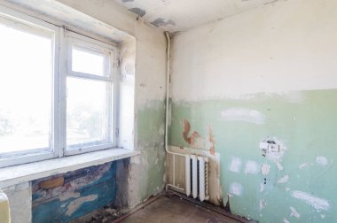 Rusya, Moskova... 23 Temmuz 2019: iç oda dairesi. Eski usul dikkatsiz, modern olmayan bir ortam. Kozmetik onarım gerekiyor