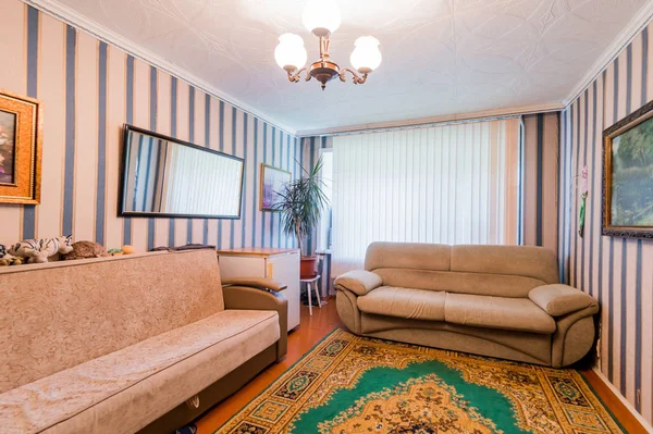 Rusia Moscú Julio 2019 Interior Room Apartment Decoración Reparación Estándar —  Fotos de Stock