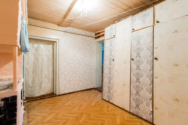 Russia Mosca Luglio 2019 Appartamento Camera Interna Decrepito Vecchio Noncurante — Foto Stock