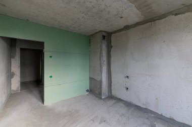 Rusya, Moskova... 19 Ekim 2019: İç mekan dairesi modern, parlak, rahat atmosfer. Genel temizlik, ev dekorasyonu, satılık ev hazırlığı.