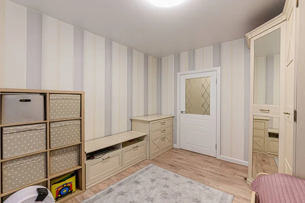 俄罗斯 莫斯科 2019年12月5日 室内公寓 现代明亮舒适的氛围 一般清洁 家居装修 准备出售房屋 — 图库照片