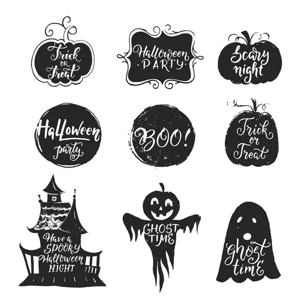 Vektör Cadılar Bayramı tasarım öğeleri. Elle çizilmiş sembolleri ve yazı ile Halloween sopa. Vektör toplama pumpkins, hayaletler, ev ile. Mükemmel parti davetiye, tebrik kartı, el ilanı, afiş için.